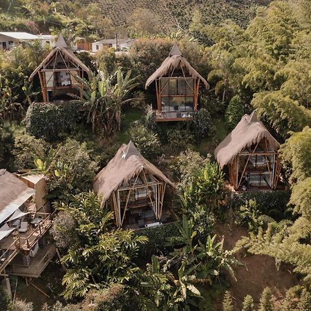 Ibuku Hotel Guatape - Chalets Extérieur photo