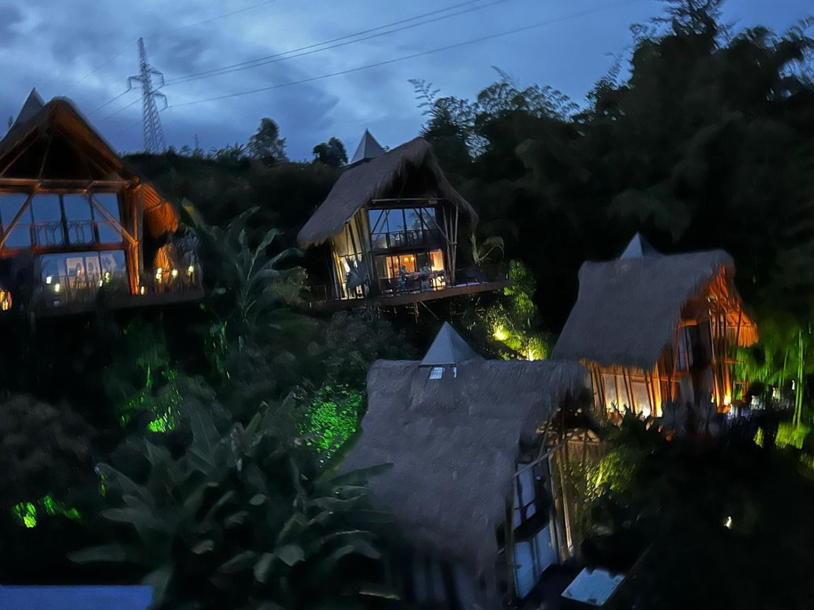 Ibuku Hotel Guatape - Chalets Extérieur photo
