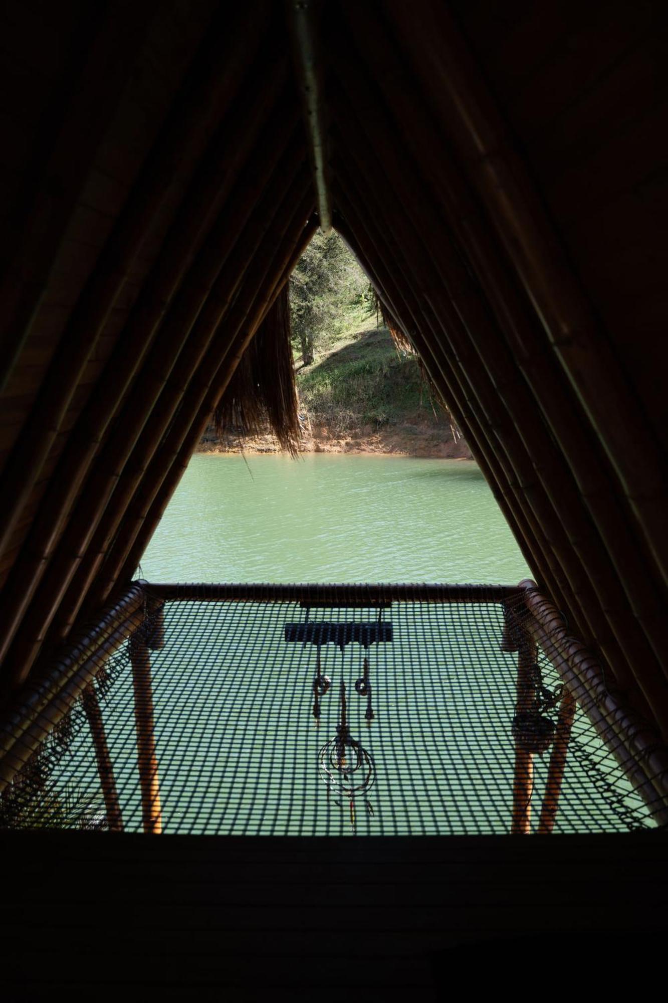 Ibuku Hotel Guatape - Chalets Extérieur photo
